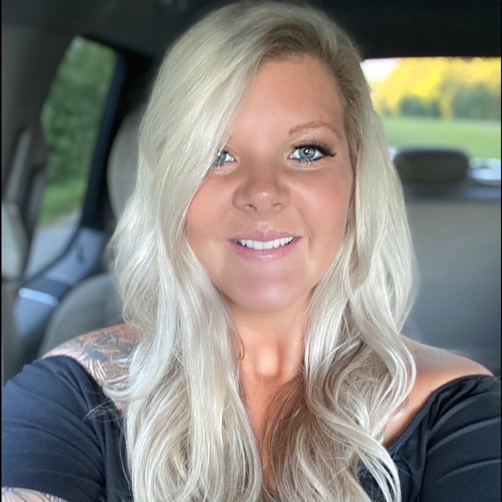 Meet your Posher, Mallory